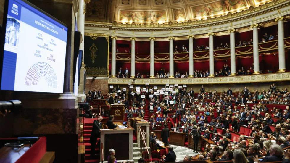 法国议会12月19号投票通过新移民法案