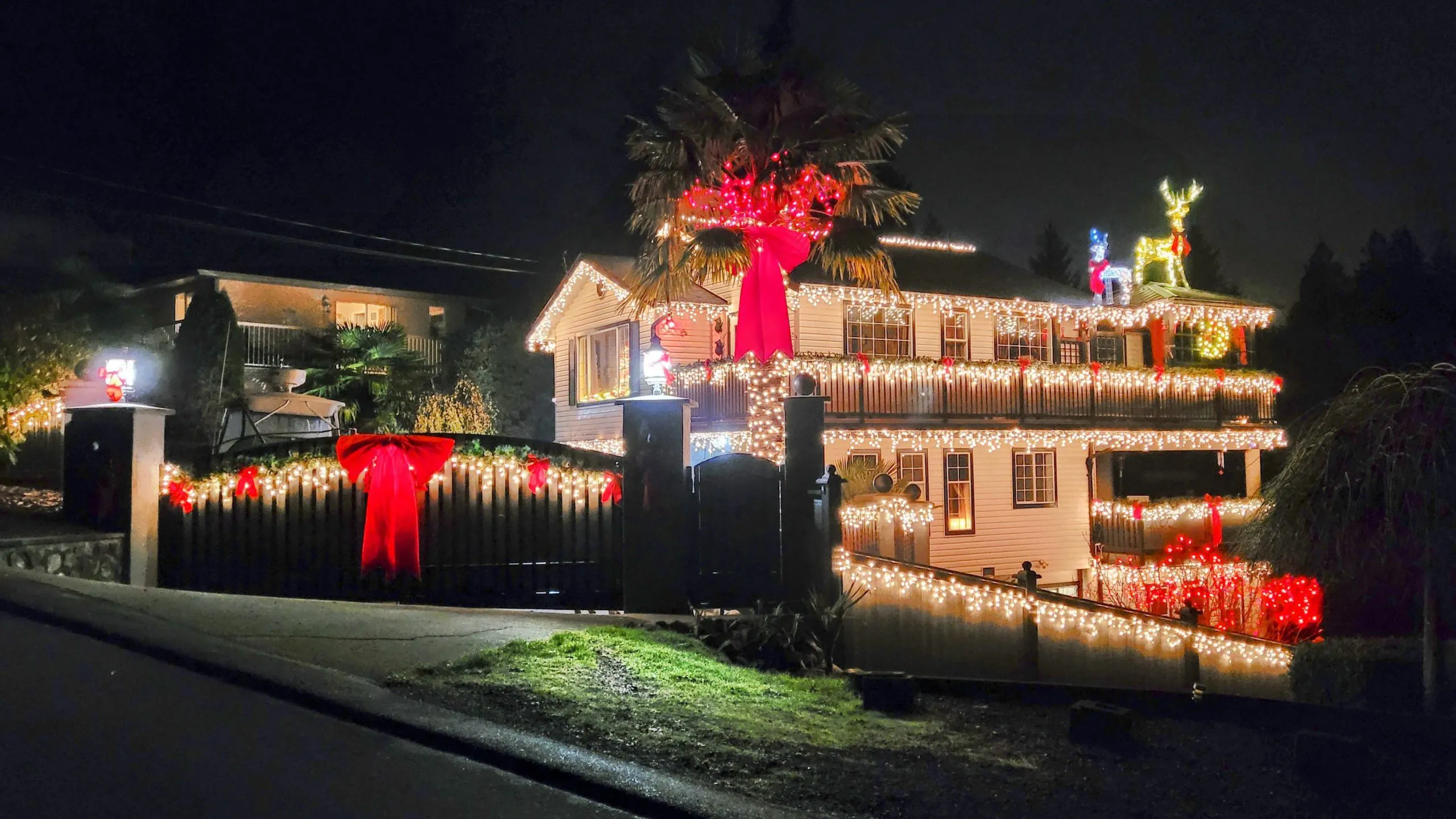 CHEK Light-Up: Photos of dazzling Christmas displays from around Vancouver  Island